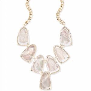 Kendra Scott Harlow Statement Necklace 💕